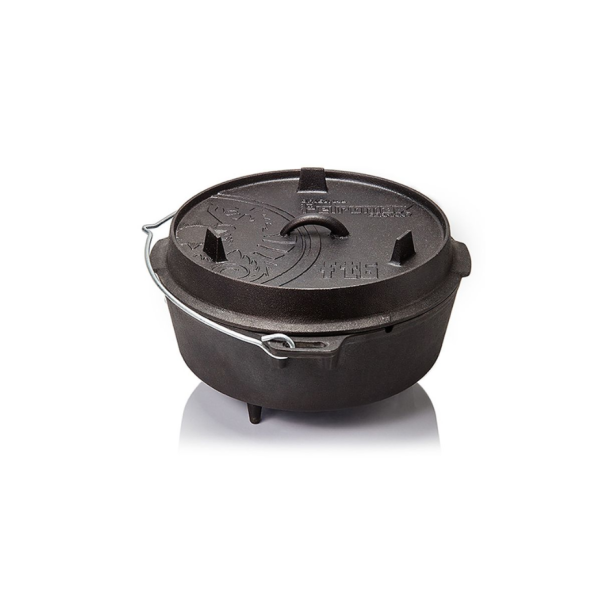 Petromax Dutch Oven with legs